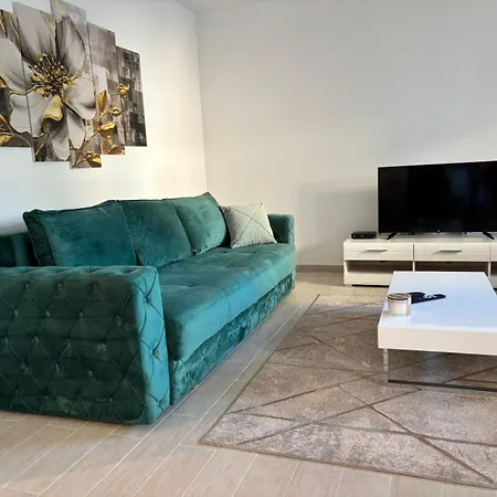 Zemun Es Stan Na Dan Apartamento *